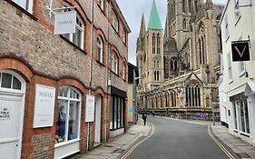 Private Double Room With Ensuite, No Breakfast, Truro City Centre
